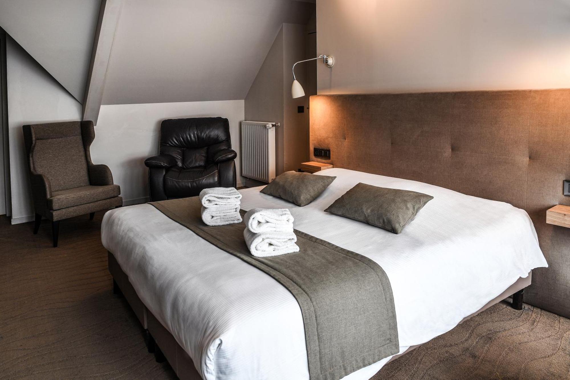 Hotel K'Loys パンポル エクステリア 写真