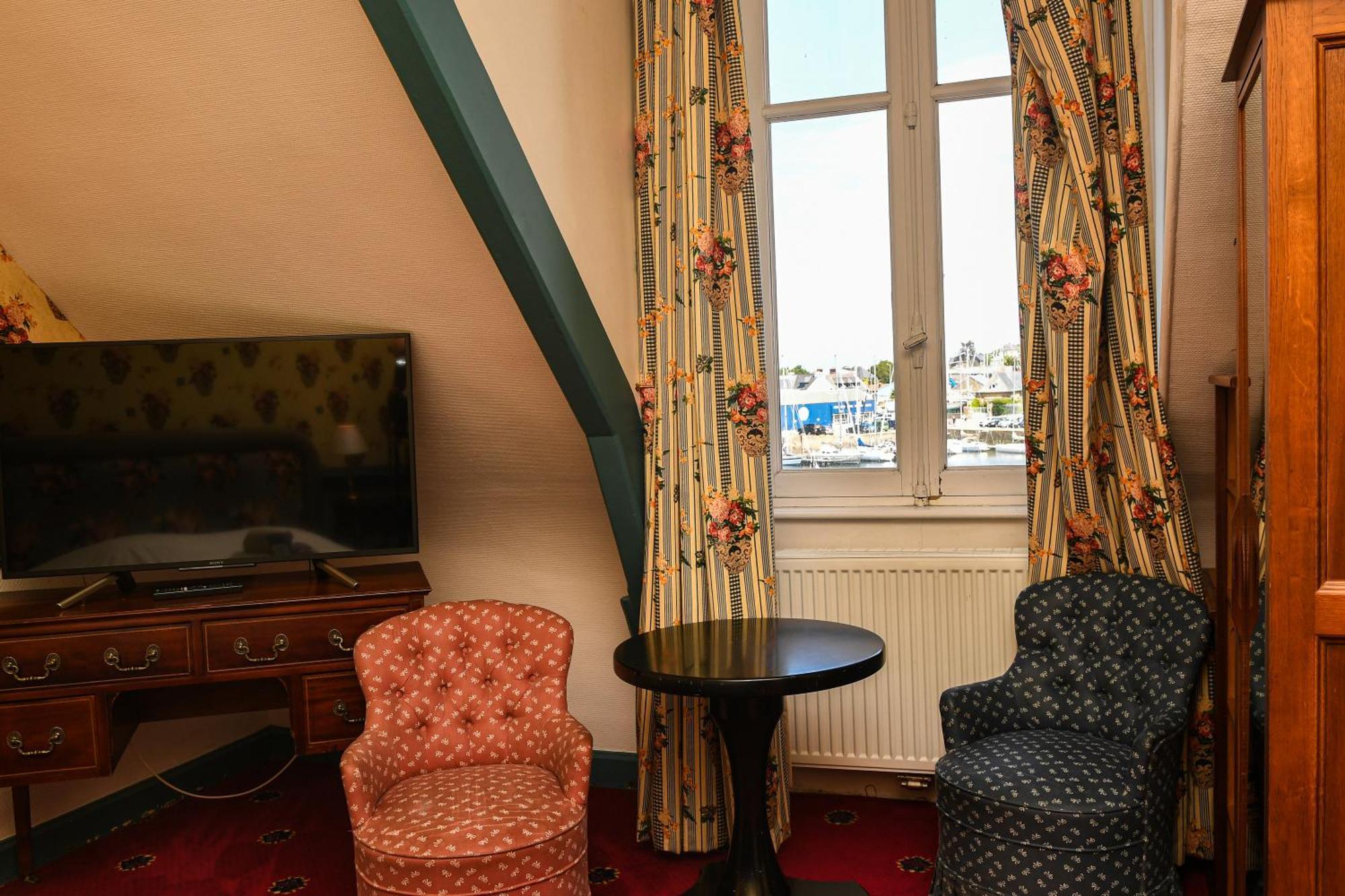 Hotel K'Loys パンポル エクステリア 写真